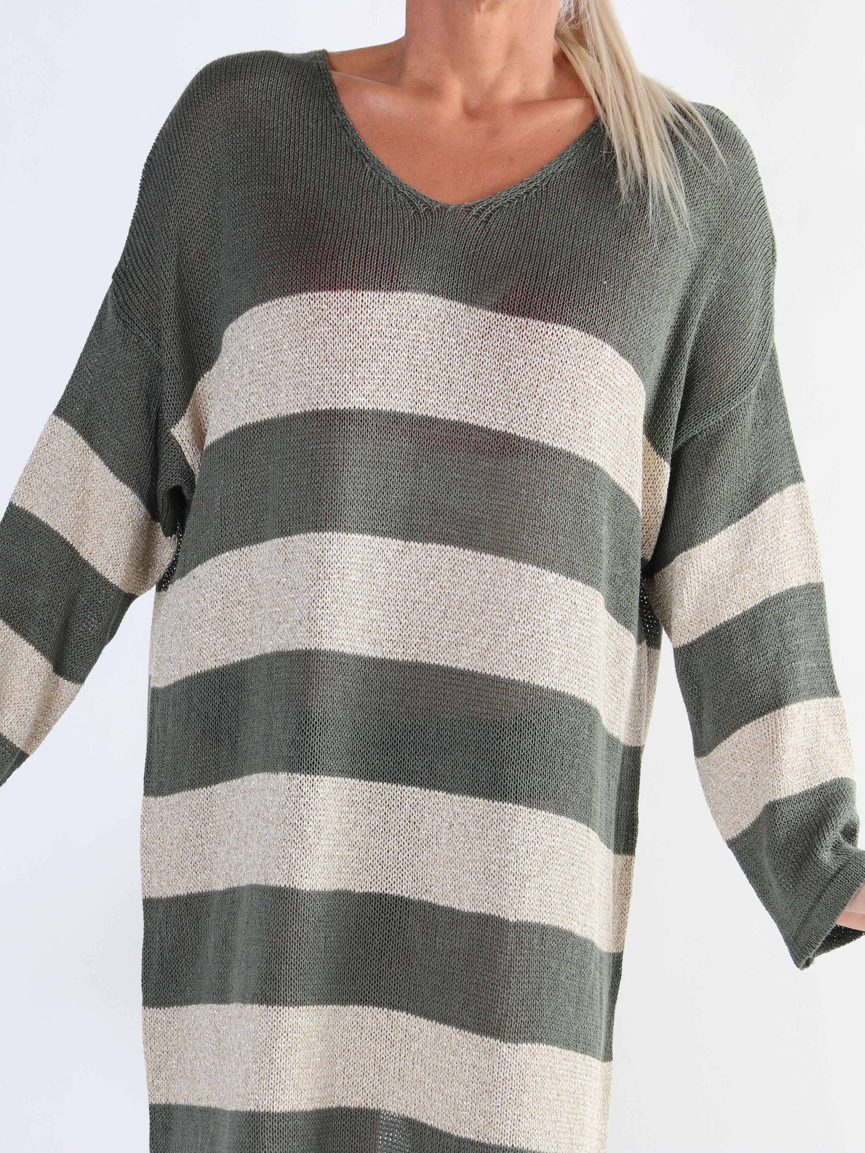 Dima Dress - Plus size stickad klänning i viskos med guld ränder